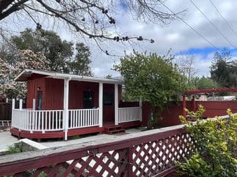 A furnished tiny house in Palo Alto for renting from 8/8/2024 1