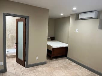 Room for rent with private entrance and bathroom in Portola Valley 3