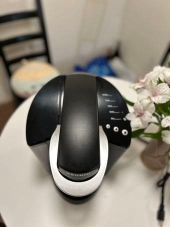 Keurig coffee machine, almost brand new 2