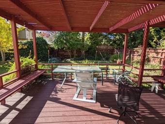 $1,105 / 1br - Large bedroom in Palo Alto Home available September - $ 2