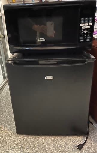 Mini refrigerator 1