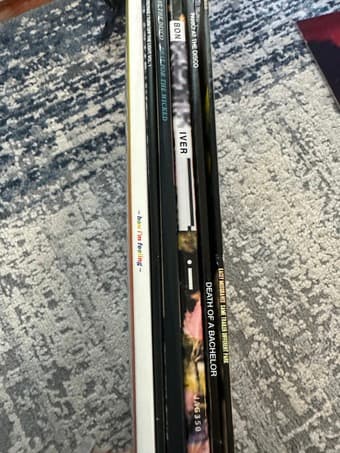 Records 1