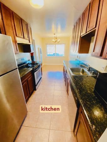 1 room in 2B1B available in Palo Alto, great location 2