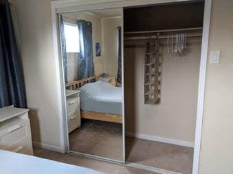 Furnished Room in House w/other young professionals_menlo park_$1450 2