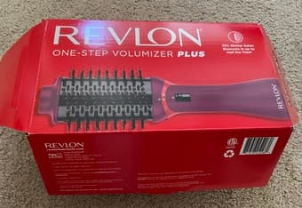 Revlon volumizer / air brush in new condition 1
