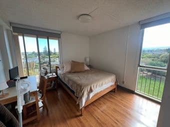 On campus Sublet 1B1B Midrise apt (May 14 - June 1) EV 2