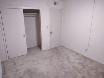 Large single room in apartment unit 1300/month 1