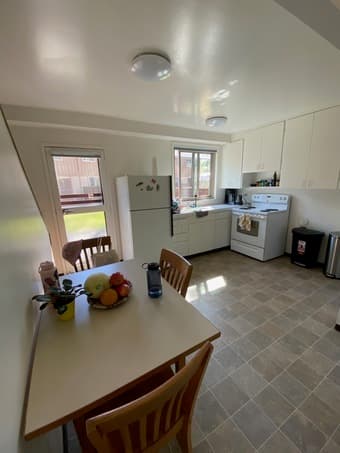 Room in Escondido Low-rise 2 Floor Apartment 2 Bedrooms/1 Bathroom 3