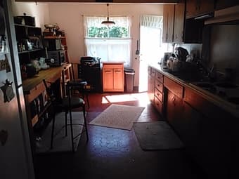 Private room in 4 br. West Redwood City house 3