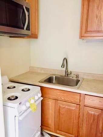 Mountain View一室一厅一卫 with Kitchen (ADU 2