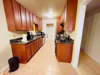 【Palo Alto 94306】 【Rent O-N-E room in 2B1B Apt】【 available in Aug】 1