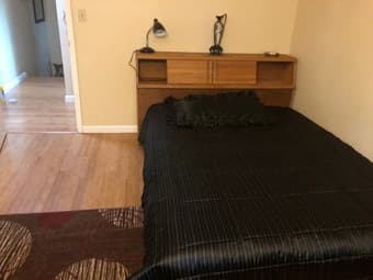 Furnished room long-term Menlo Park Willows available now 3