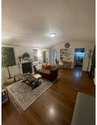 Cozy room off Alpine Road 5 minutes from Stanford, mid-July-September 2