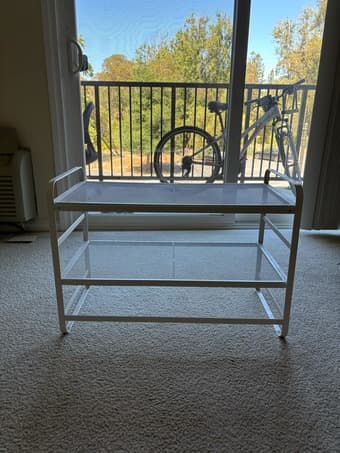 Shoestand 1