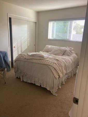 Starting November 15th - Apartment downtown Menlo Park - 1520 2