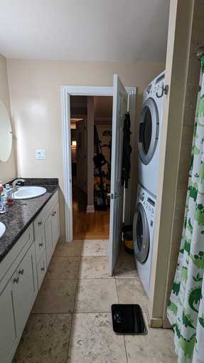 Single Bedroom in a Two Bedroom Apt near Menlo Park Downtown | 1 Month 3