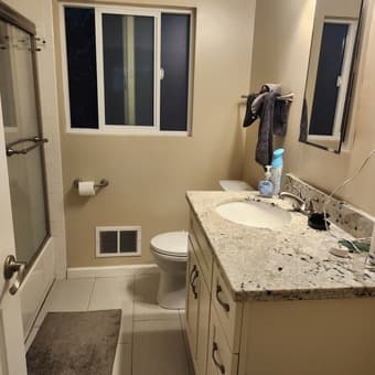 Room for Rent in Menlo Park in a big apartment, Move in 2nd January 2