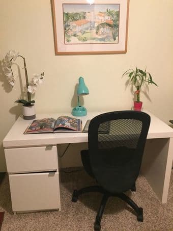 Large, fully furnished room available in Palo Alto (second room). 1