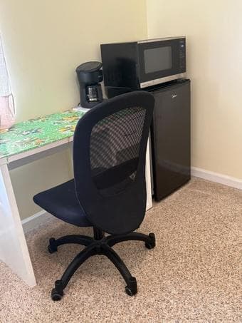 Cozy, fully furnished room available in Palo Alto (third room). 1