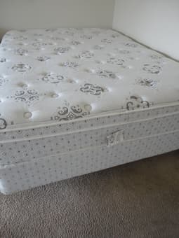 Serta queen size mattress+box spring + metal frame ($150) 2