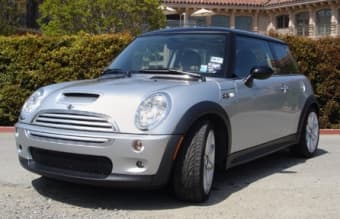 2003 MINI Cooper S, Silver/Blk, Super-low mileage - $20,900 1