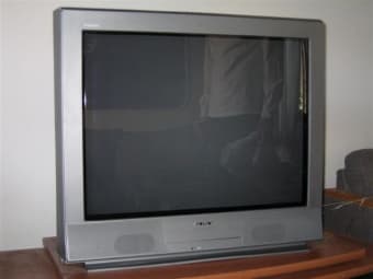 $400 - 32" Sony WEGA TV & Entertainment Stand 1