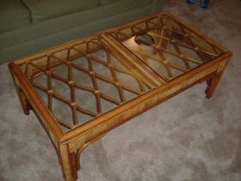 Moving sale! Coffee table, Dining table with chairs, etc. 1