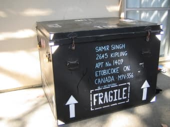 Mettalic shipping box 1