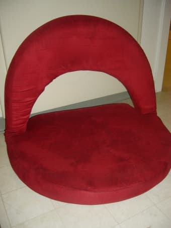 FS--floor folding chair--10usd 1