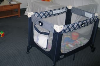 Cosco Funsport Portable Playpen 1