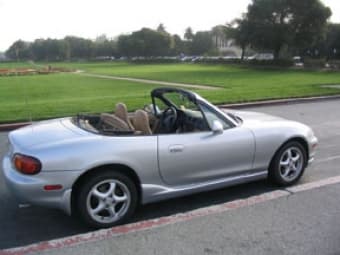 2000 Mazda Miata - $9800 -only 40k miles 3
