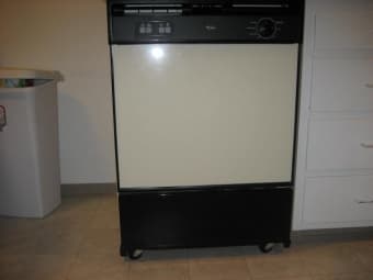 Whirlpool portable dishwasher $100 1
