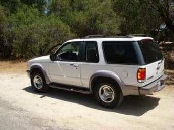 97' FORD EXPLORER SPORT - ONLY 85K MILES + Warranty - $4850 1