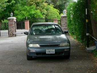 93 Nissan  Altima 93K automatic $2100 1