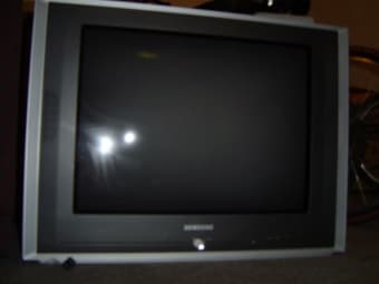 Samsung 27" Flat Tube TV - $150 1