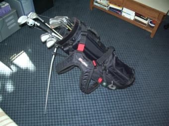 Golf clubs + bag + free balls 1