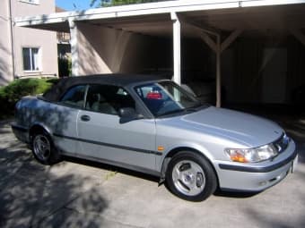1999 Saab convertible ($6500) 1