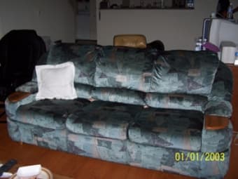Twin size bed frame with drawers, sofabed 2