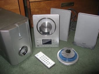 CD Stereo system / Radio / Alarm Clock 1