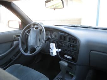 1992 Toyota Camry - Automatic - clean title 2