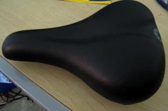 Brand New Dahon bike seat 1