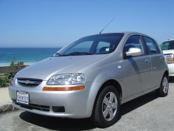 2006 Chevrolet Aveo LS Hatchback 4 Door - Excellent Condition 2