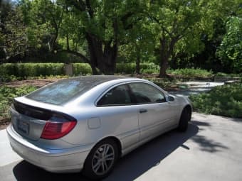 2002 Mecedes-Benz C230 Sport Coupe Silver - $11850 2