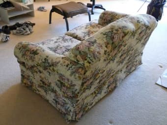 beautiful double couch - $50 2
