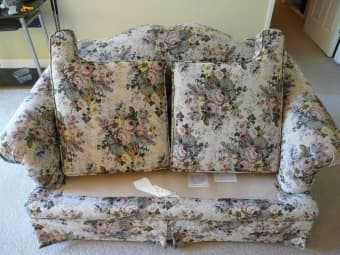 beautiful double couch - $50 3