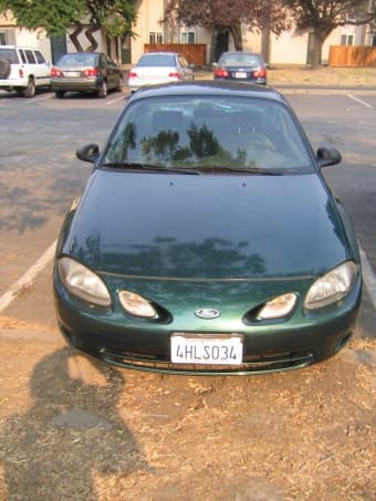 Ford Escort Sport 1999  $ 2,850 2