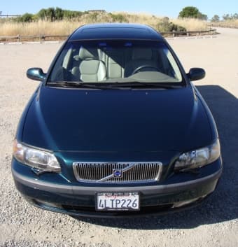 2001 Volvo V70 T5 Wagon - $8300 2