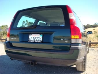 2001 Volvo V70 T5 Wagon - $8300 3