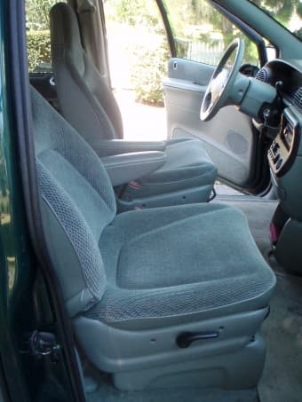 Dodge Grand Caravan SE 1997, 125K miles, excellent V6 3.3 liter engine 3