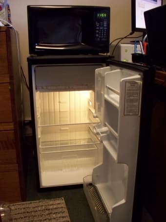 FOR SALE: LARGE MINI-FRIDGE AND MICROWAVE 1